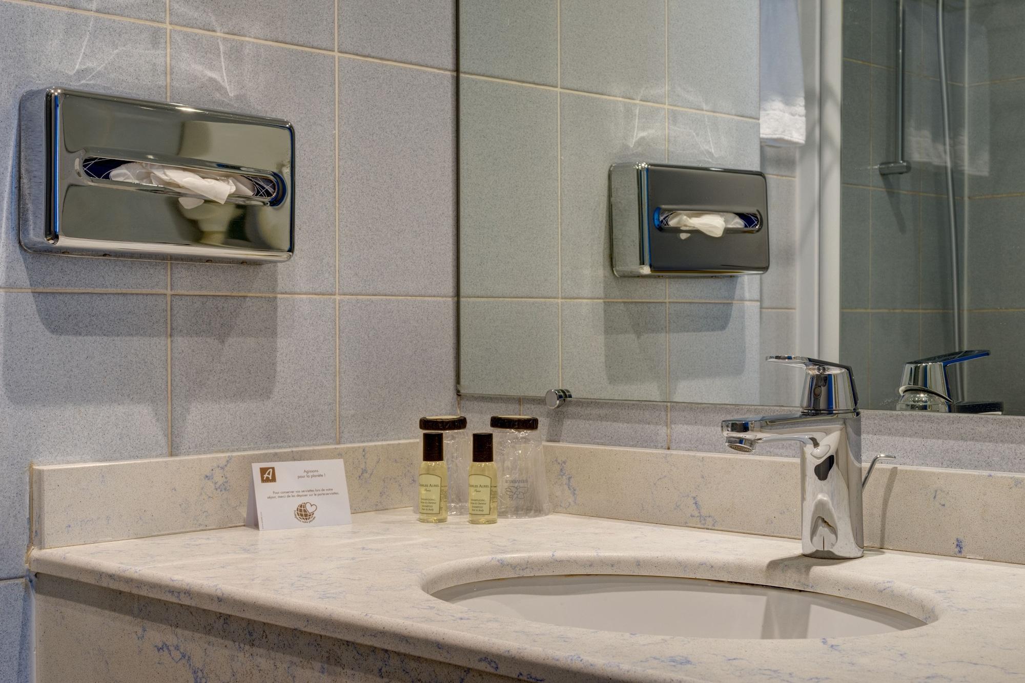 Hotel Acadia - Astotel Paris Extérieur photo